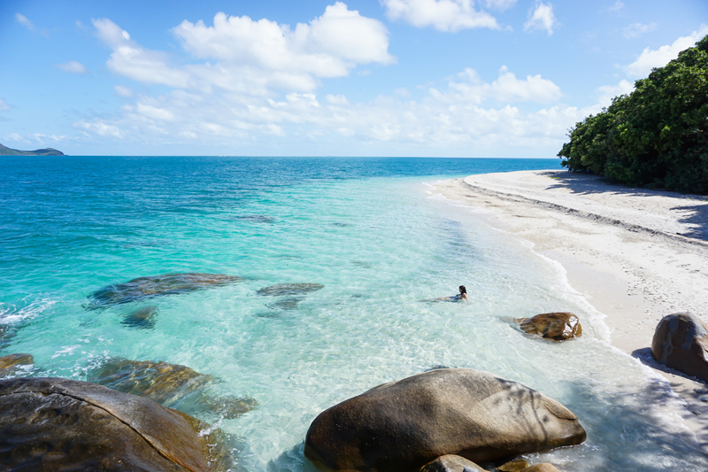 11 Best Australian Islands to Visit (Beautiful & Affordable)