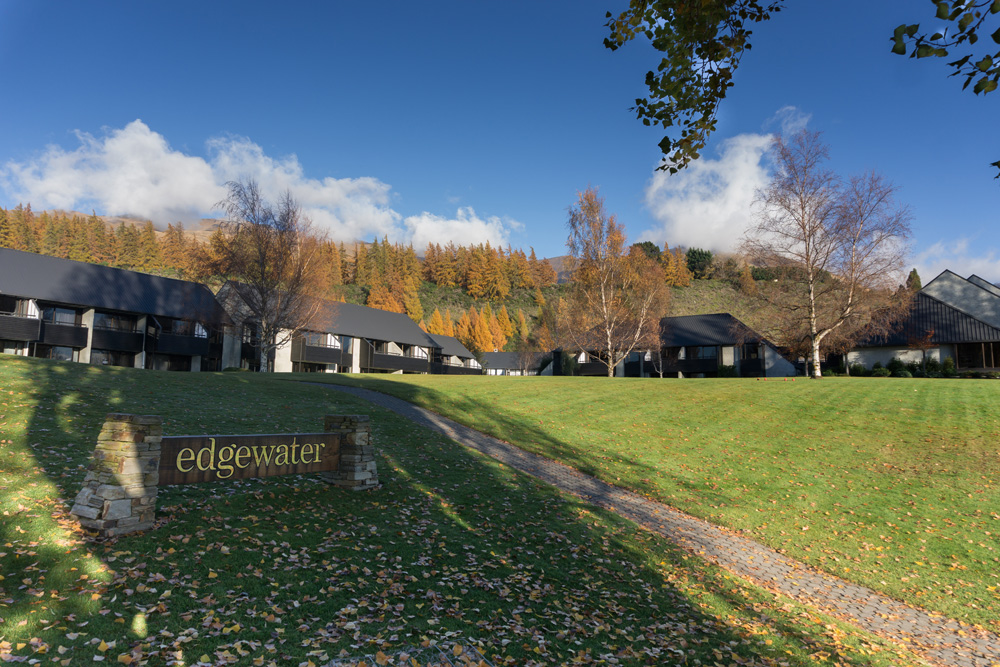 Wanaka Accommodation The Edgewater Lake Wanaka