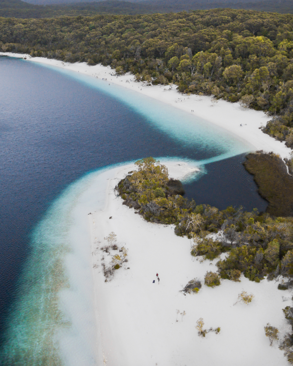 Озеро Маккензи Lake MCKENZIE